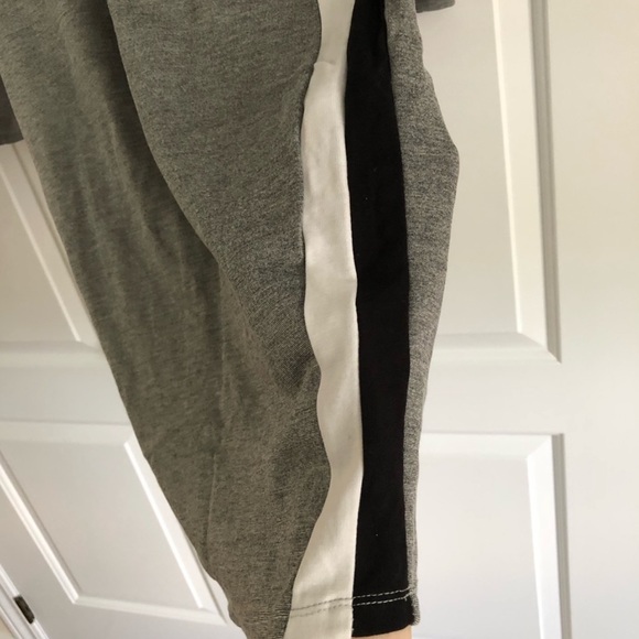 Bodycon dress - Picture 3 of 6